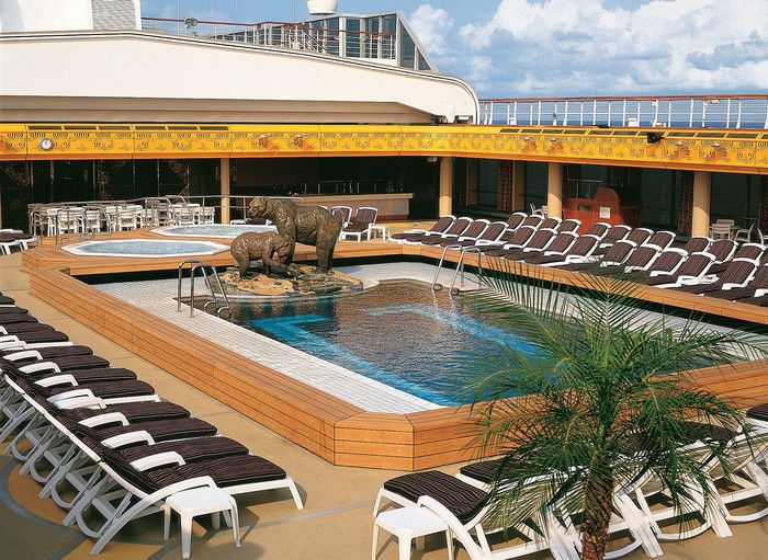 Bolette Pool.jpg